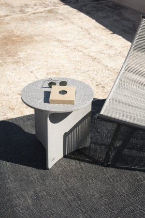 Aspic 001 Side Table