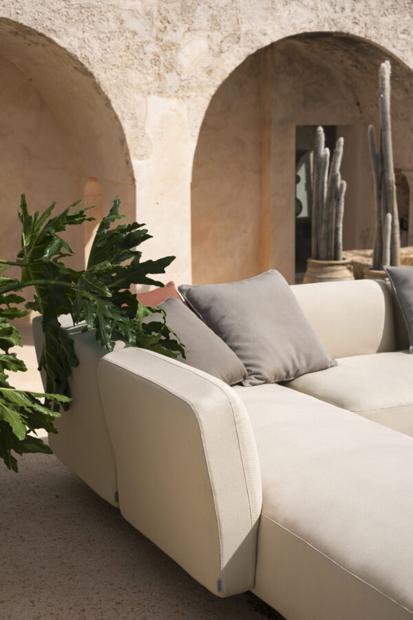 Mamba Modular Sofa