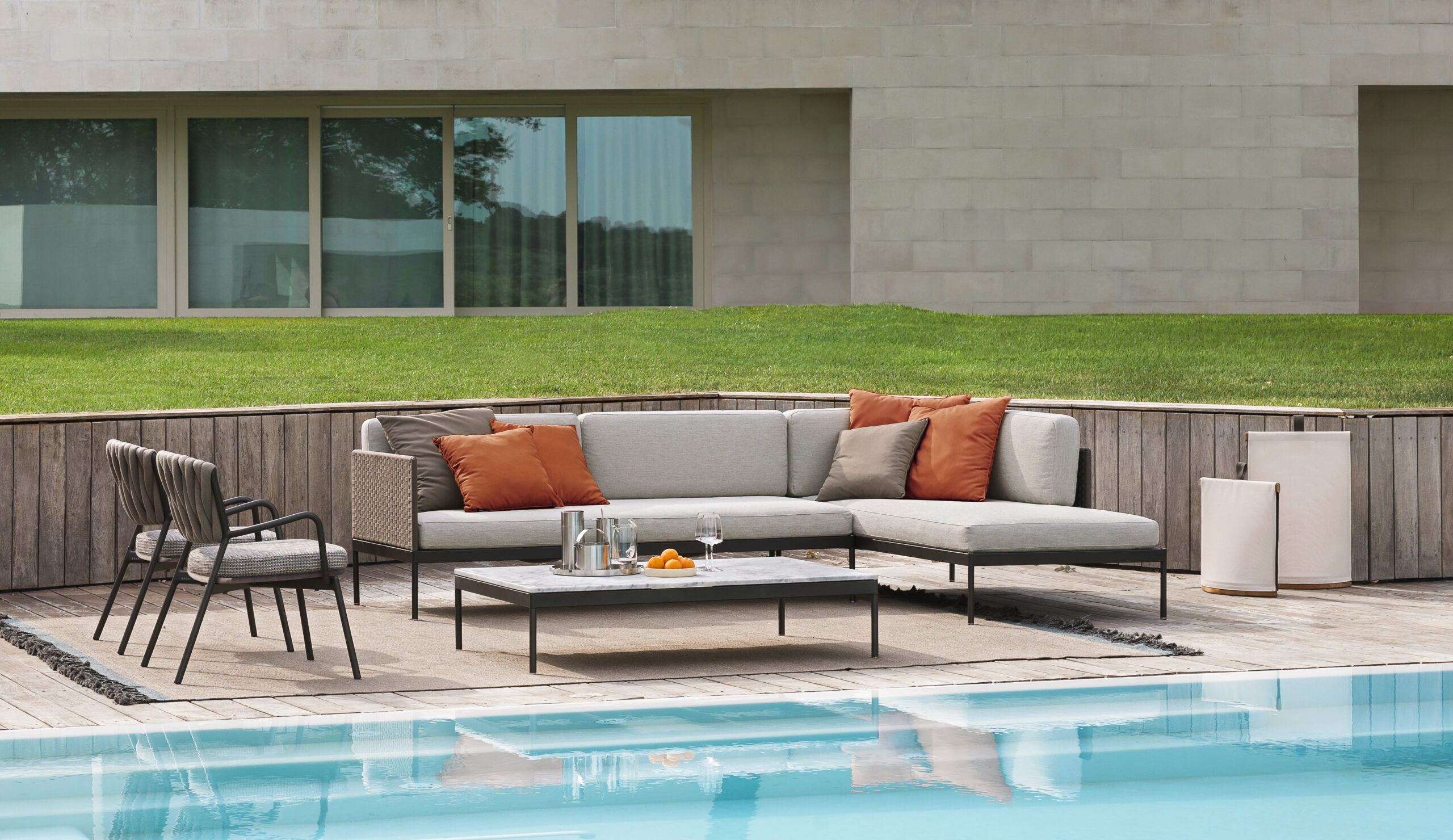 Basket 355 Coffee Table