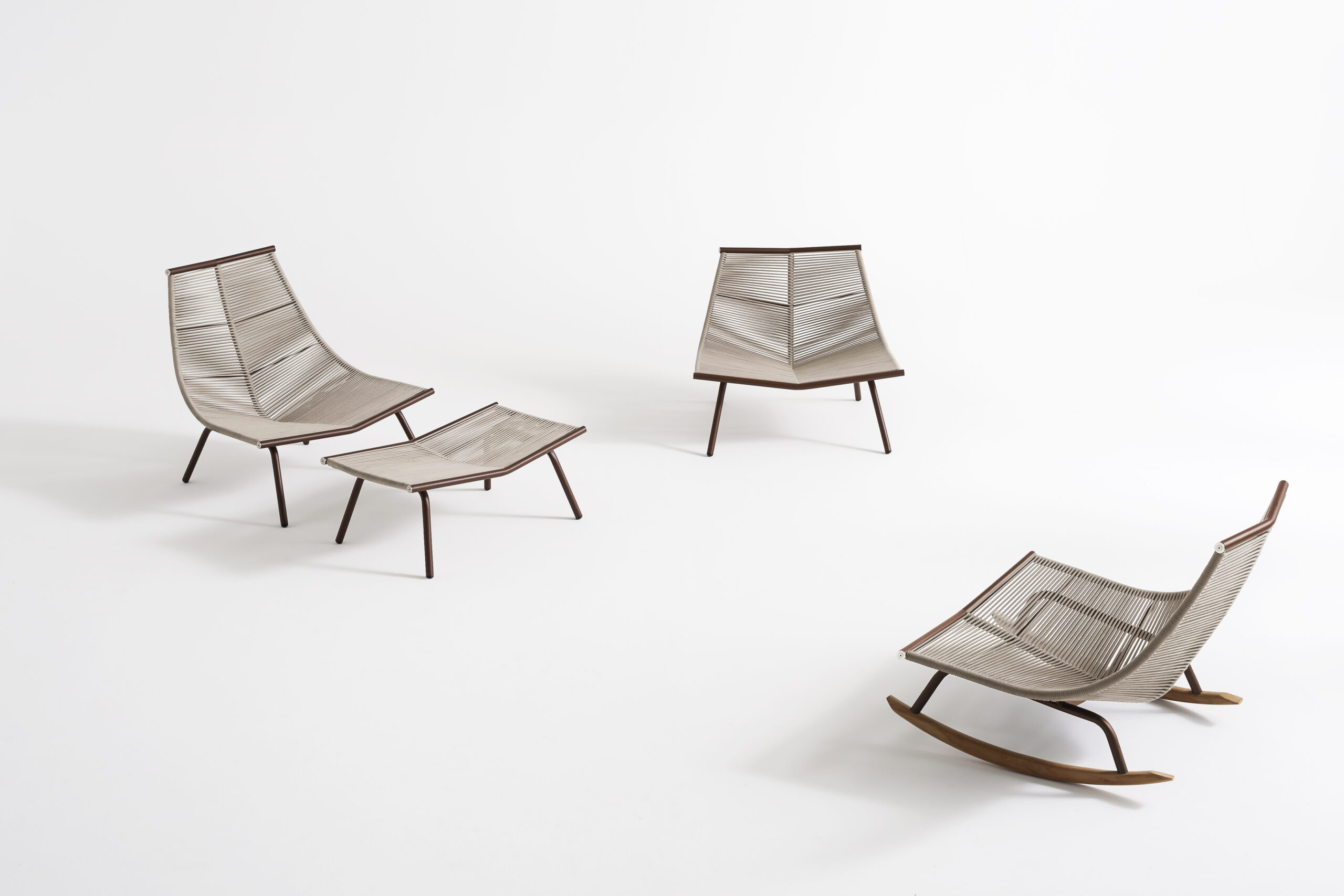 Laze 001 Lounge Chair