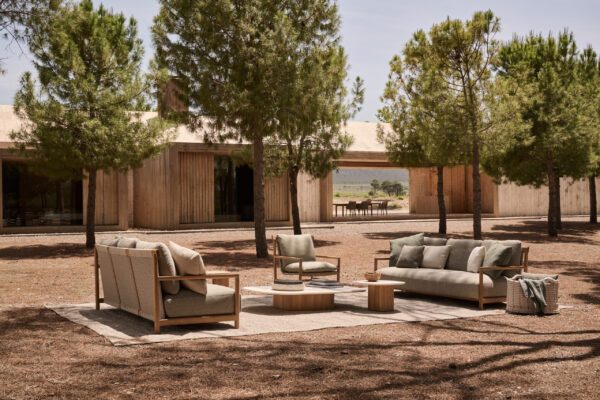 Amanu Sofa